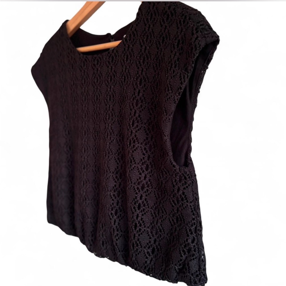 Black Lace Cap-Sleeve Cropped Top M - Picture 3 of 8